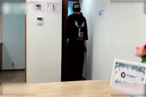 91制片圣诞鹿角女孩圣诞夜性爱  背景图片