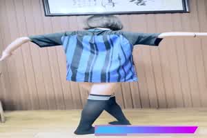 抖音网红淫钰儿裸舞视频（三）  背景图片