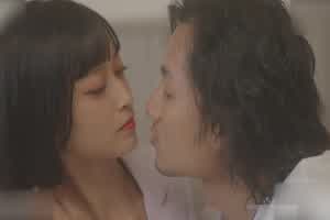 爱豆传媒 心萱 放浪弟弟欲求不满的三人行性体验  背景图片