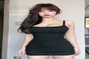 抖音网红琳铛 擦边老司机这谁顶得住  背景图片