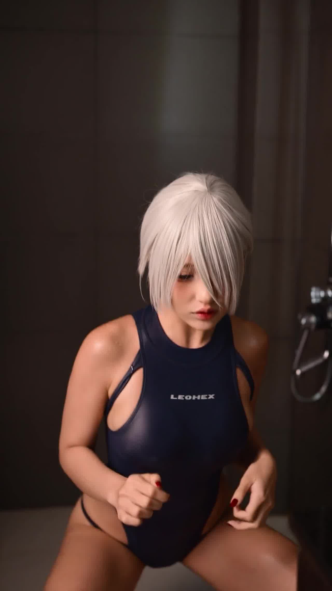  就在这给看尿了 的剧照9