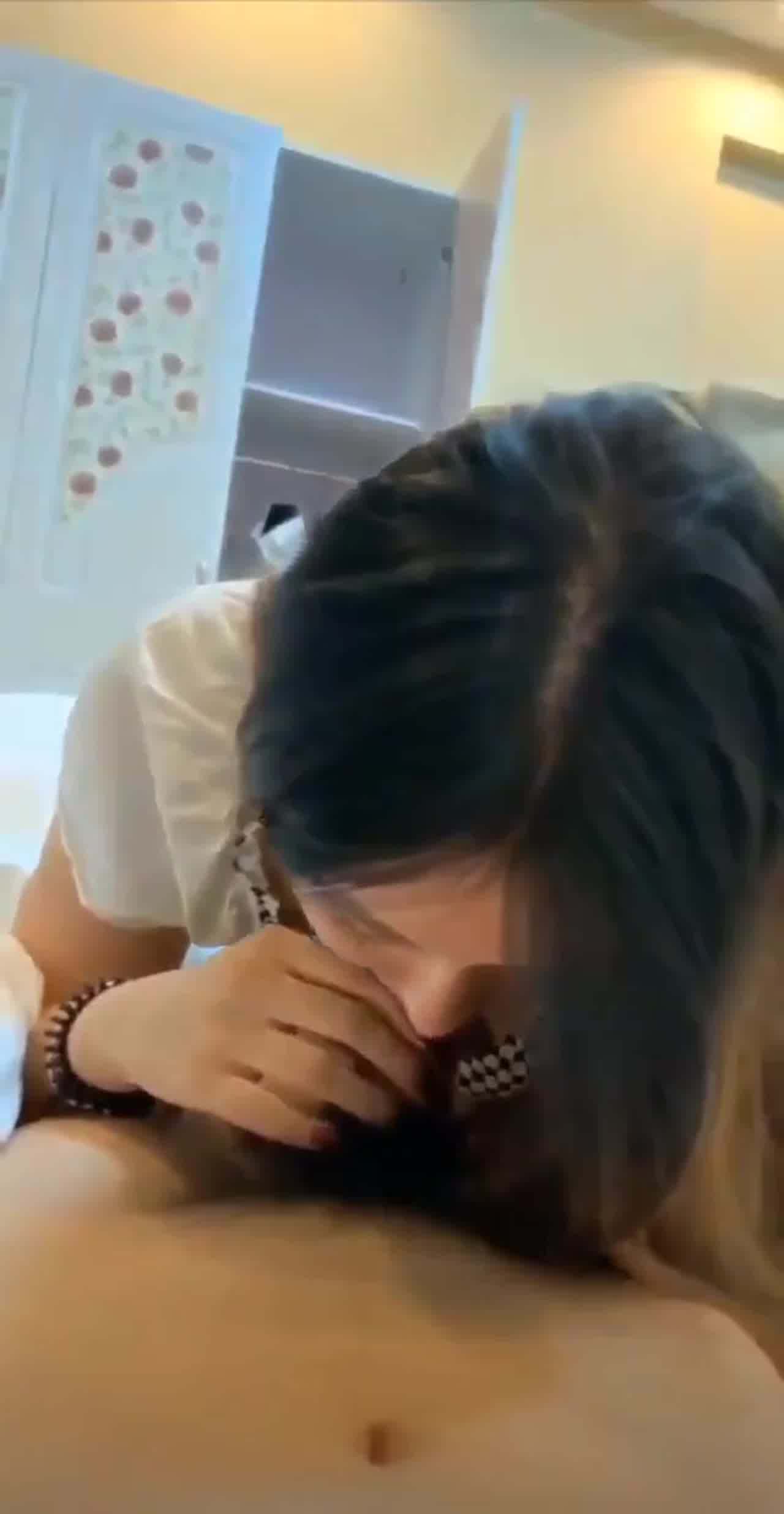  电竞主播的线下精彩私生活 的剧照10