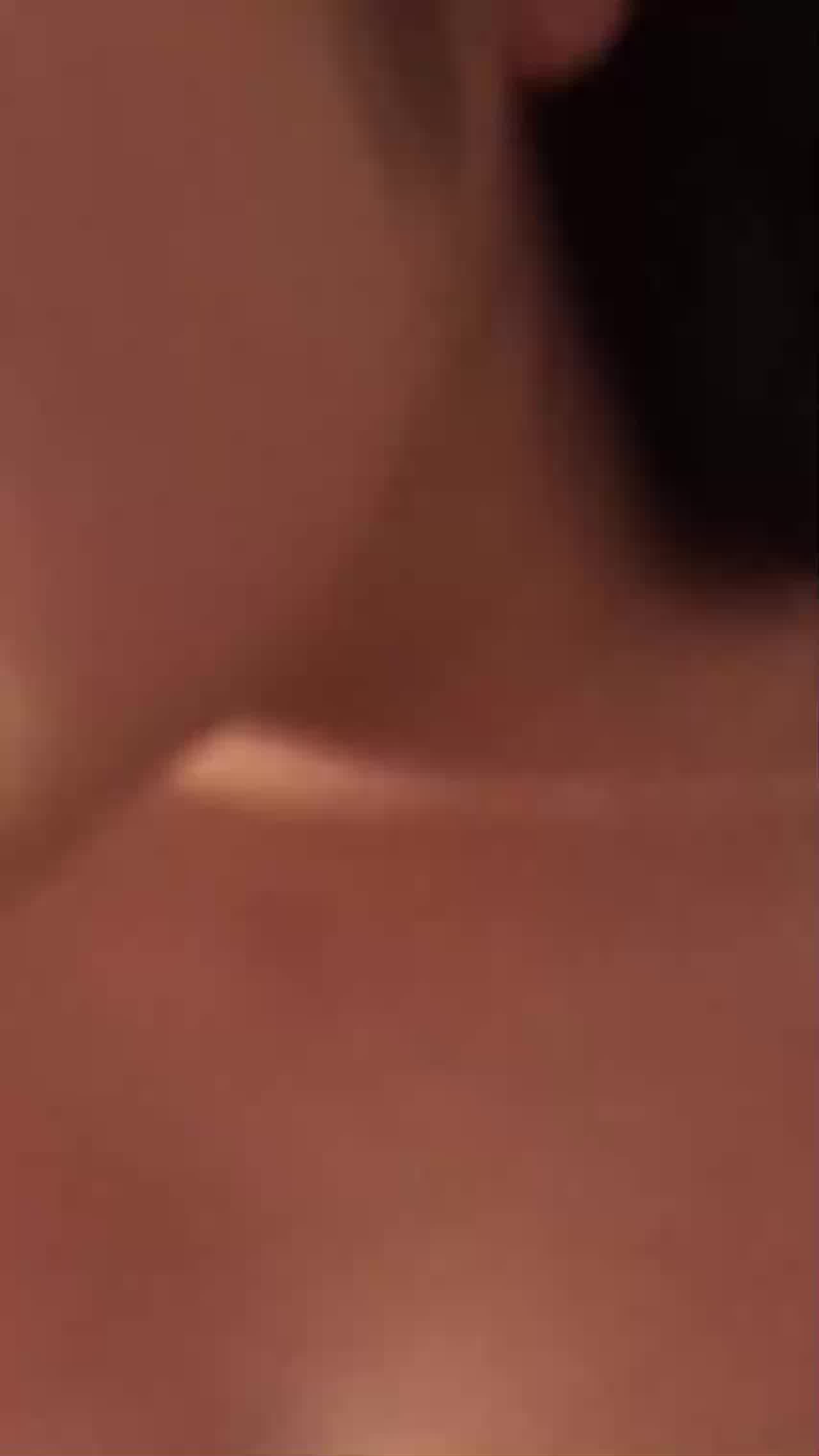  清纯嫩妹被插的呻吟连连 的剧照10