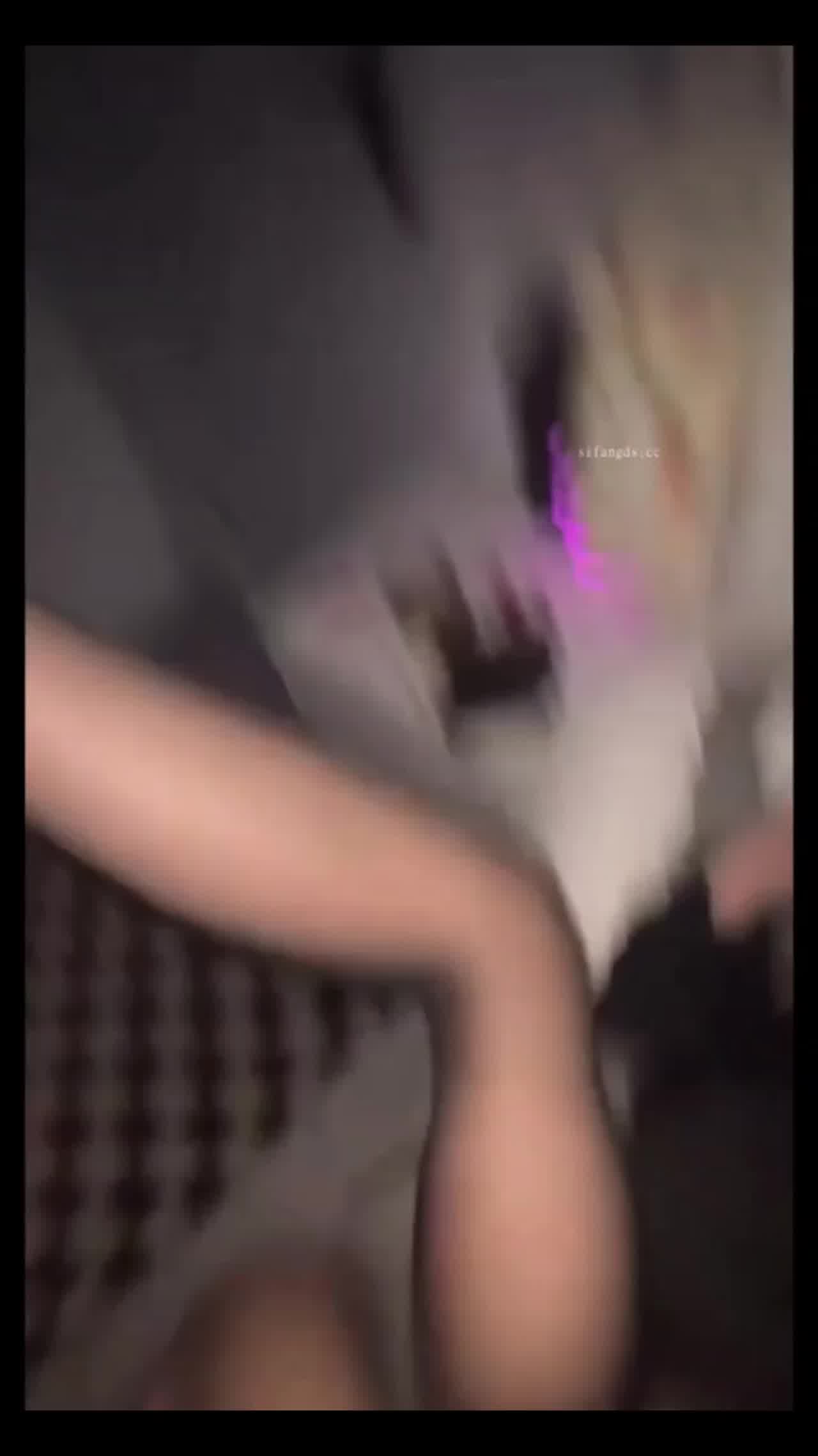  【我得快点操了，还得去吃麦当劳呢】rar圈精神状态这么超前吗？后入还说唱，抖音第一枪网红约炮多位粉丝 的剧照6