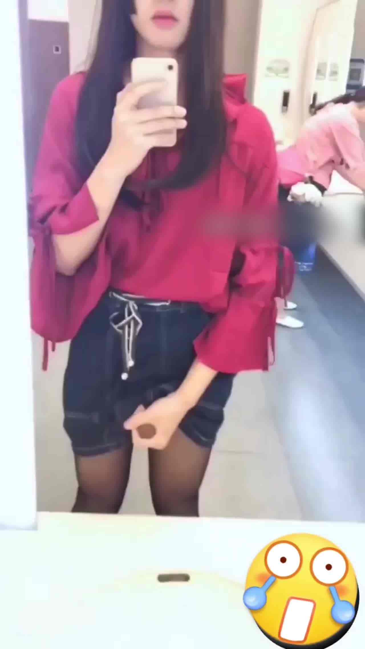  可爱伪娘露出那大根 吓死了 的剧照7